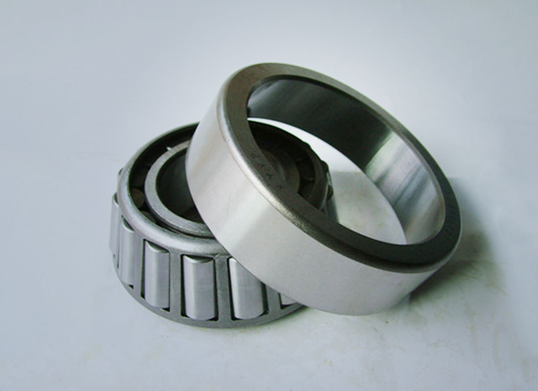 7類(lei)圓錐滾子軸(zhou)承-32216(7516E)-80×140×35.25-鷹牌軸承(cheng)